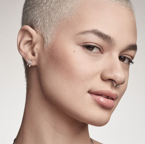 FENTY BEAUTY Match Stix Matte Contour Skinstick – Amber (7 g)
