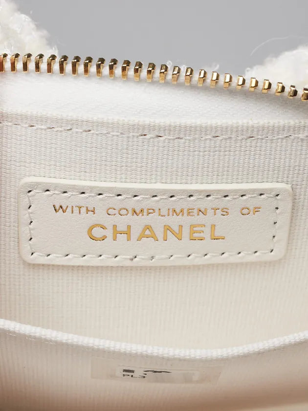 CHANEL Beaute VIP Gift Snow White Bow Chain Crossbody Card Pouch
