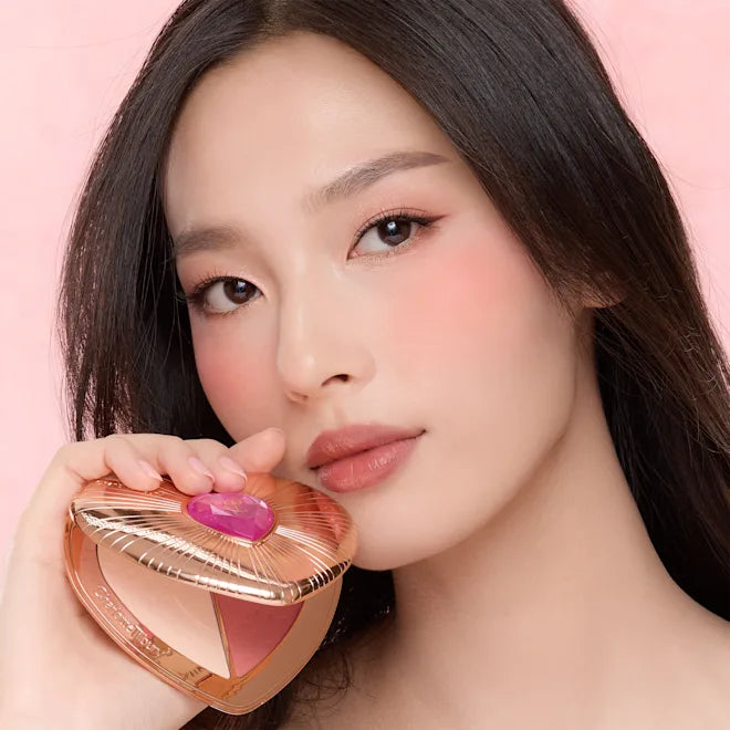 Charlotte Tilbury airbrush pillow talk flawless powder blush